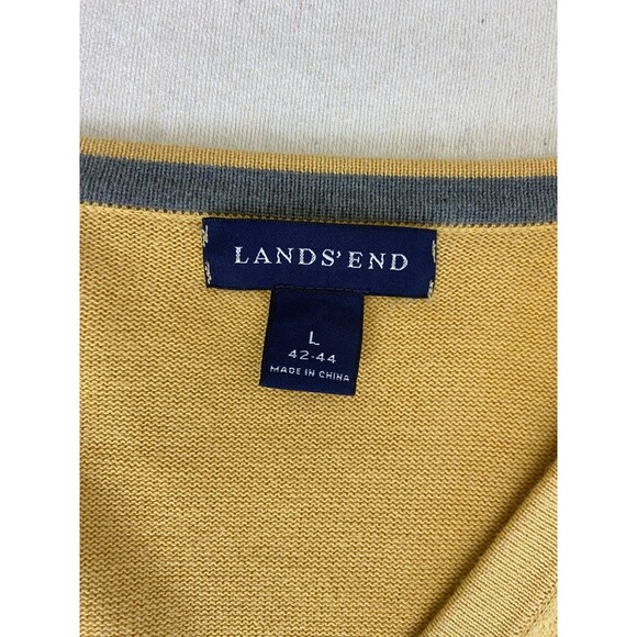 EUC Lands' End V-Neck Long Sleeve Sweater Men Large 42-44 Yellow Preppy Cotton - Picture 3 of 9